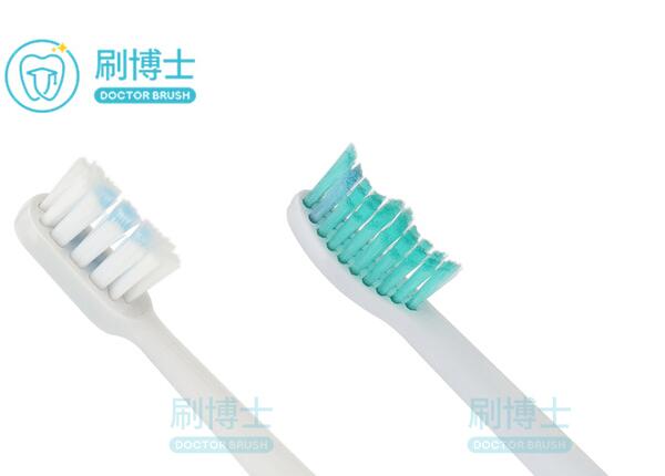 新手电动牙刷怎么?。咳朊诺缍浪⒌难」焊苫?，小白必看！