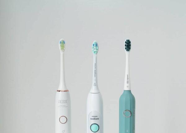 飞利浦电动牙刷怎么充电？飞利浦电动牙刷简单充电操作