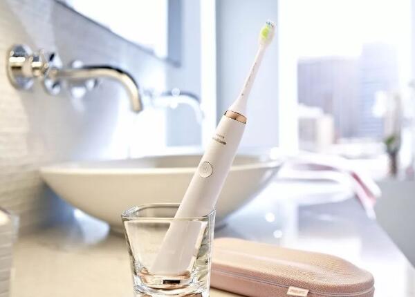 飞利浦电动牙刷充电