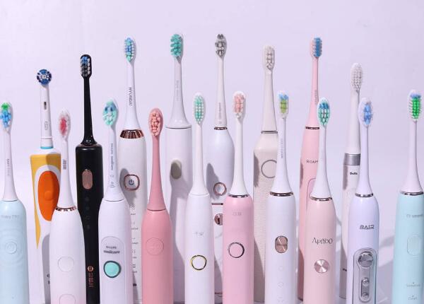 如何挑选合适的电动牙刷？牙医教你选购到满意的电动牙刷