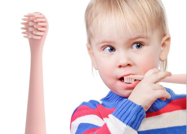 成人电动牙刷跟儿童区别大吗