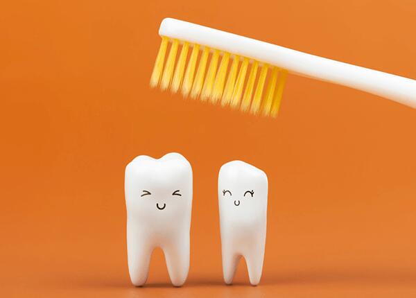 电动牙刷品牌厂商强调：过硬的刷毛不适合国人？！