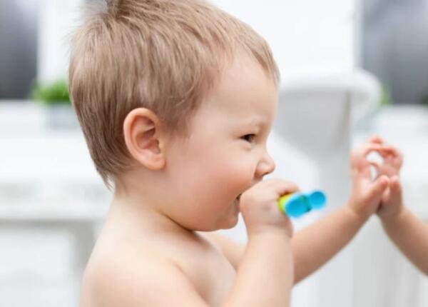 儿童声波电动牙刷刷头怎么选？5大必读挑选技巧