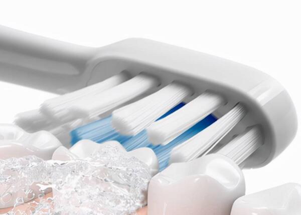 电动牙刷伤牙齿吗 电动牙刷伤牙齿吗