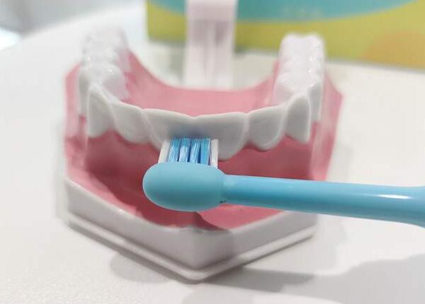 儿童用电动牙刷的利弊