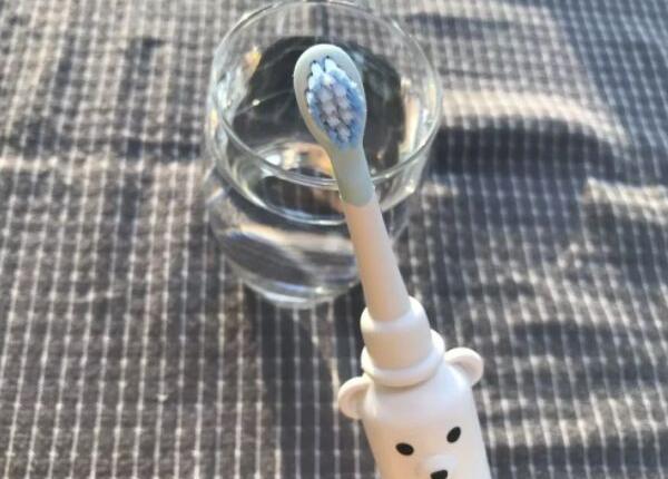 儿童电动牙刷声波使用