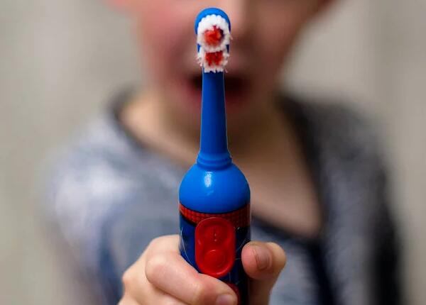 儿童电动牙刷使用注意事项 儿童电动牙刷使用频率