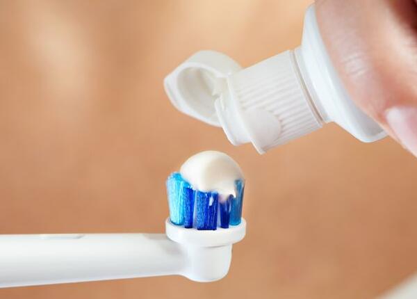 告别牙龈出血小妙招 告别牙龈出血小妙招