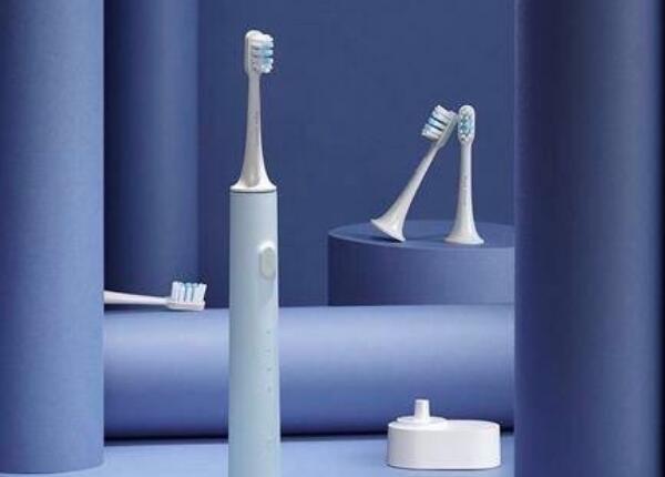 电动牙刷当清洁器好用吗？刷牙工具电动牙刷的几大优势