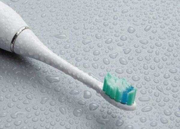 买冲牙器还要买电动牙刷吗 买冲牙器还要买电动牙刷吗