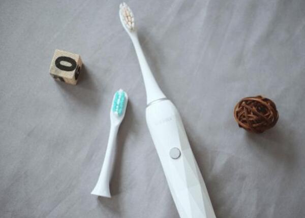 自动电动牙刷价格