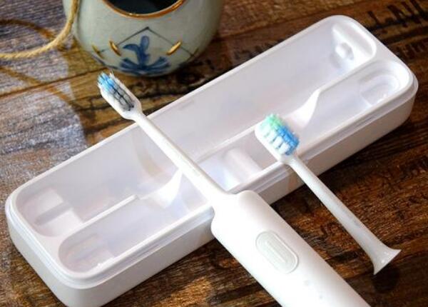 声波牙刷使用指南介绍 智能声波电动牙刷