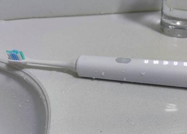 防水充电式牙刷的好处 防水充电式牙刷的好处