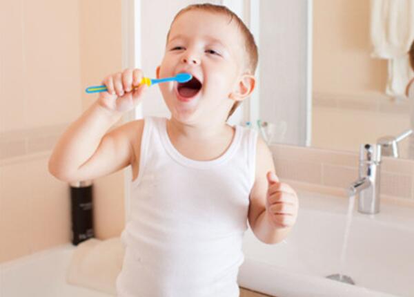 小孩软毛牙刷的几大好处 小孩软毛牙刷的几大好处