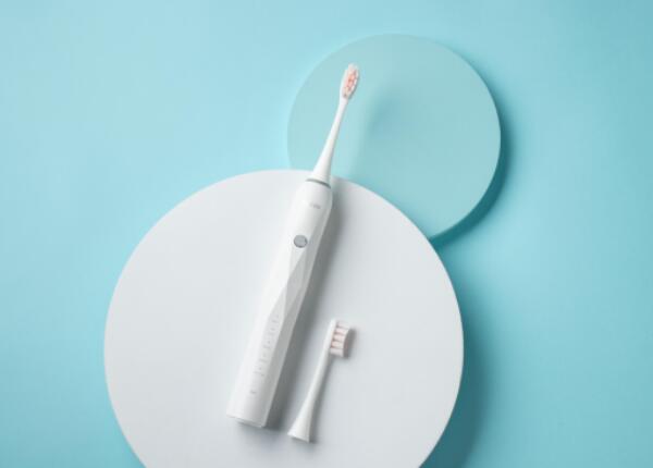 牙刷长的好还是宽的好用 牙刷长的好还是宽的好用