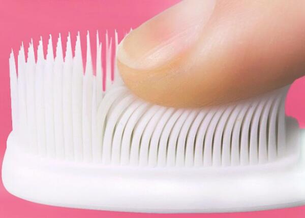 硅胶纳米牙刷优势与使用事项 硅胶纳米牙刷大头使用注意事项