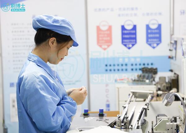 代加工的电动牙刷安全吗？正规电动牙刷代工厂产品有保障！