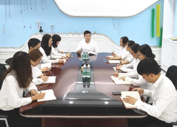 寻找可靠电动牙刷厂的注意事项